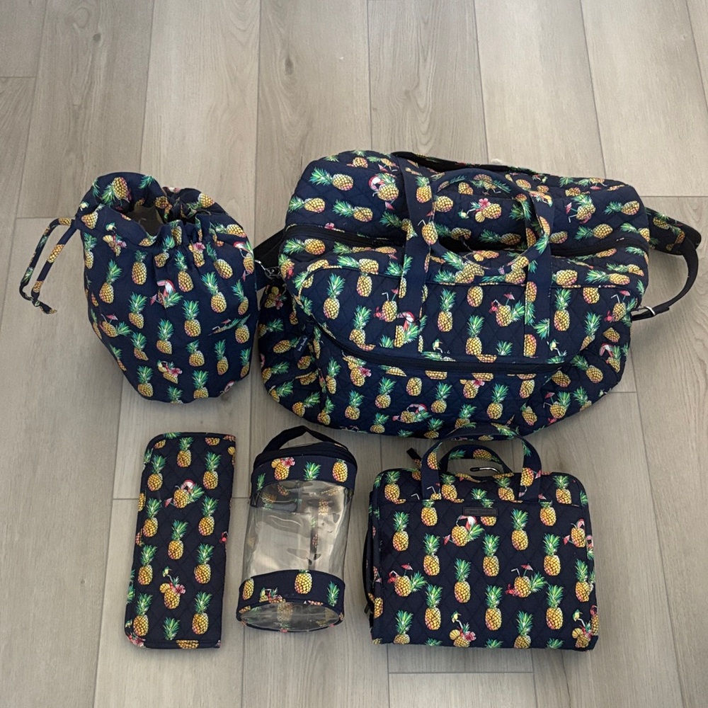 Vera Bradley Toucan Party Pineapple quilted bag set. Plus 4 other travel items